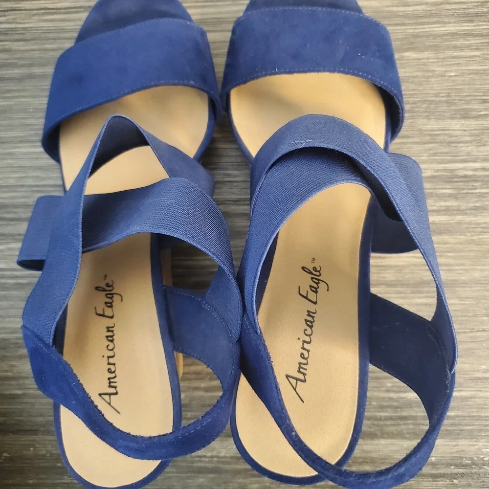 American Eagle Women's Ryan Wedge Sandals Navy Blue Cork Heel Straps‎ Size 9.5